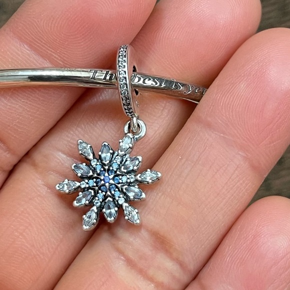 NWOT Pandora Fireworks Bangle Bracelet w/ 3 Christmas Charms EUC - Picture 12 of 17